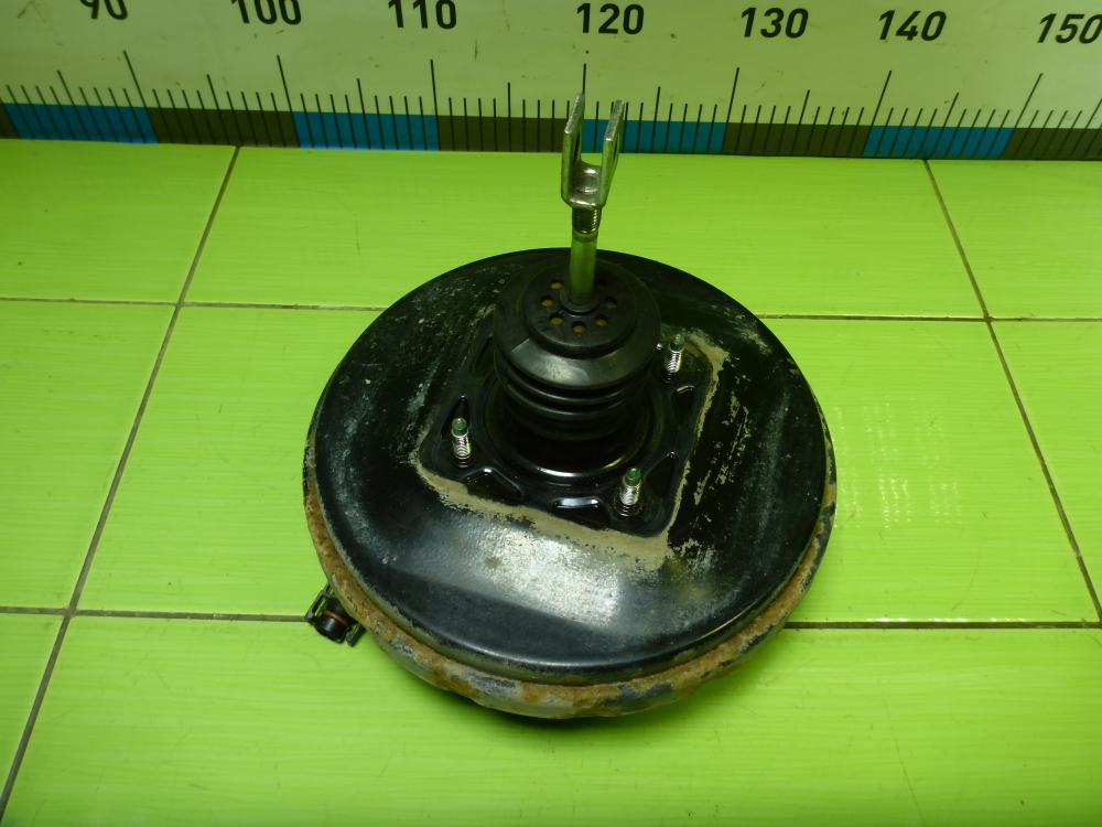 Усилитель тормозов вакуумный