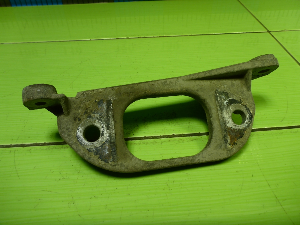 Кронштейн КПП