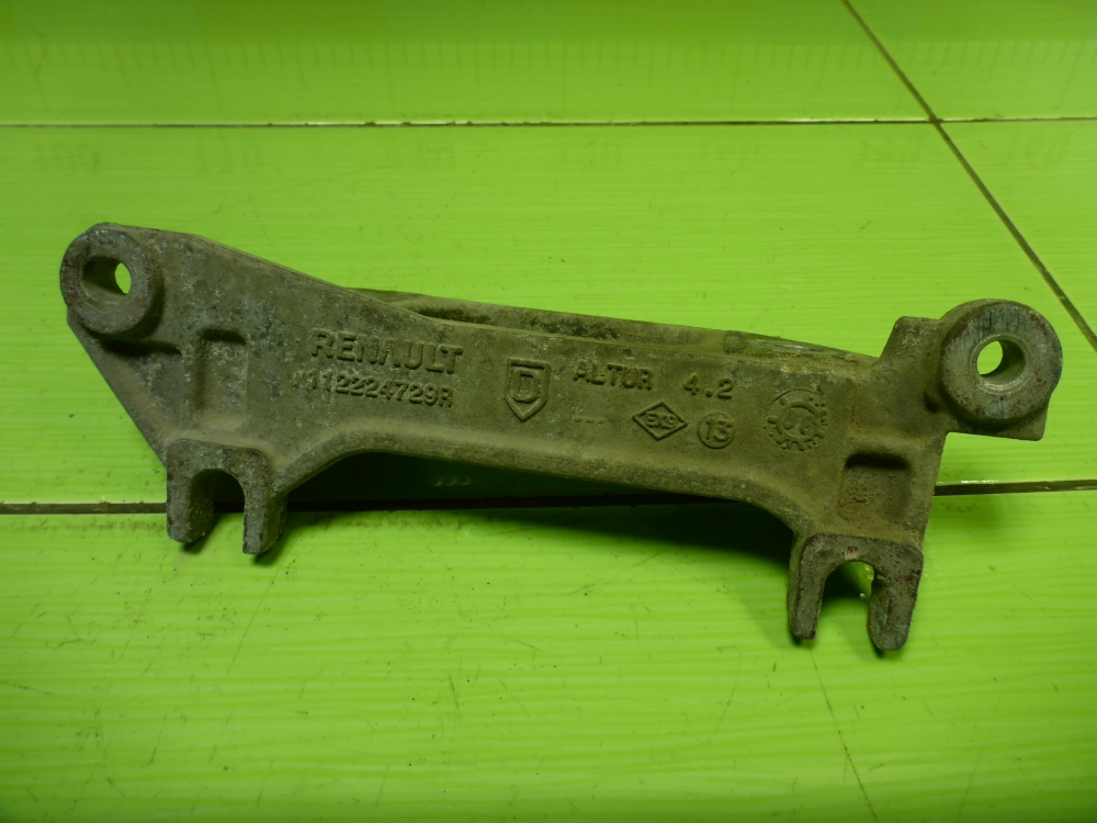 Кронштейн КПП