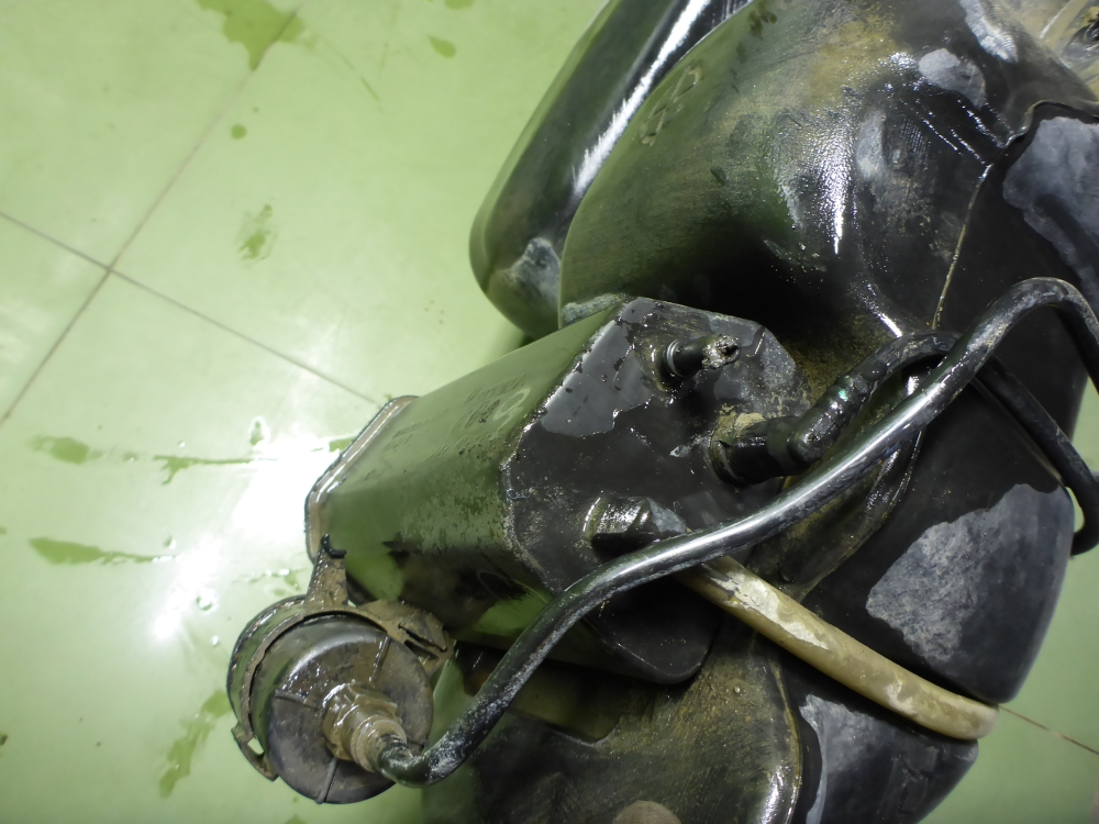 Бак топливный