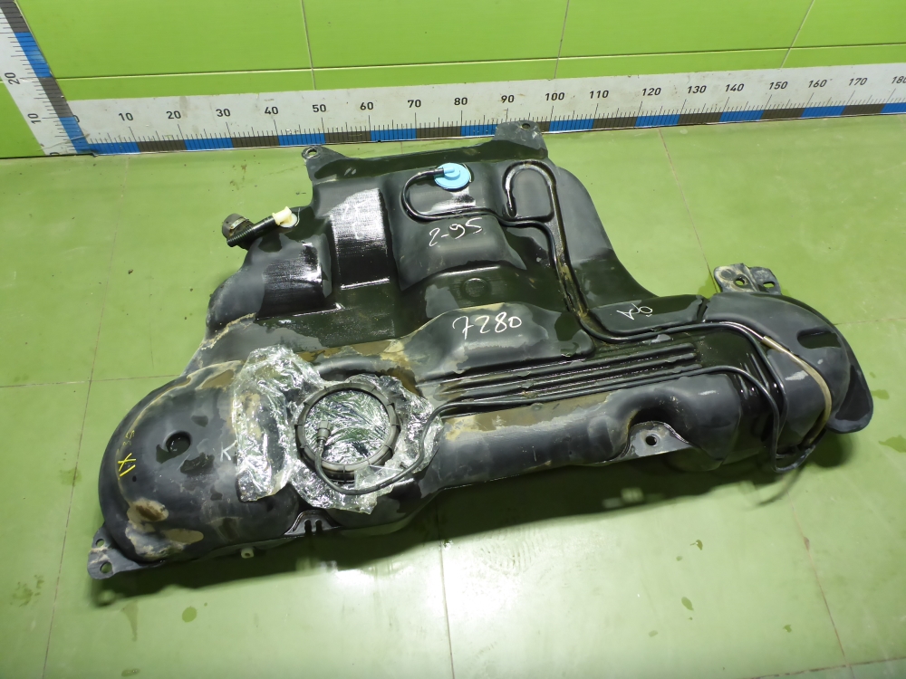 Бак топливный