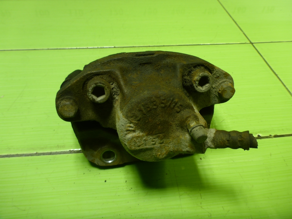 Суппорт передний правый