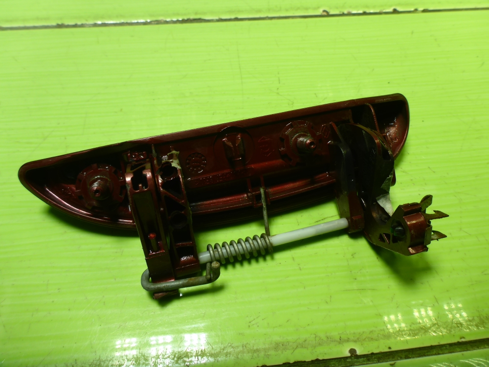 Ручка двери задней наружная левая