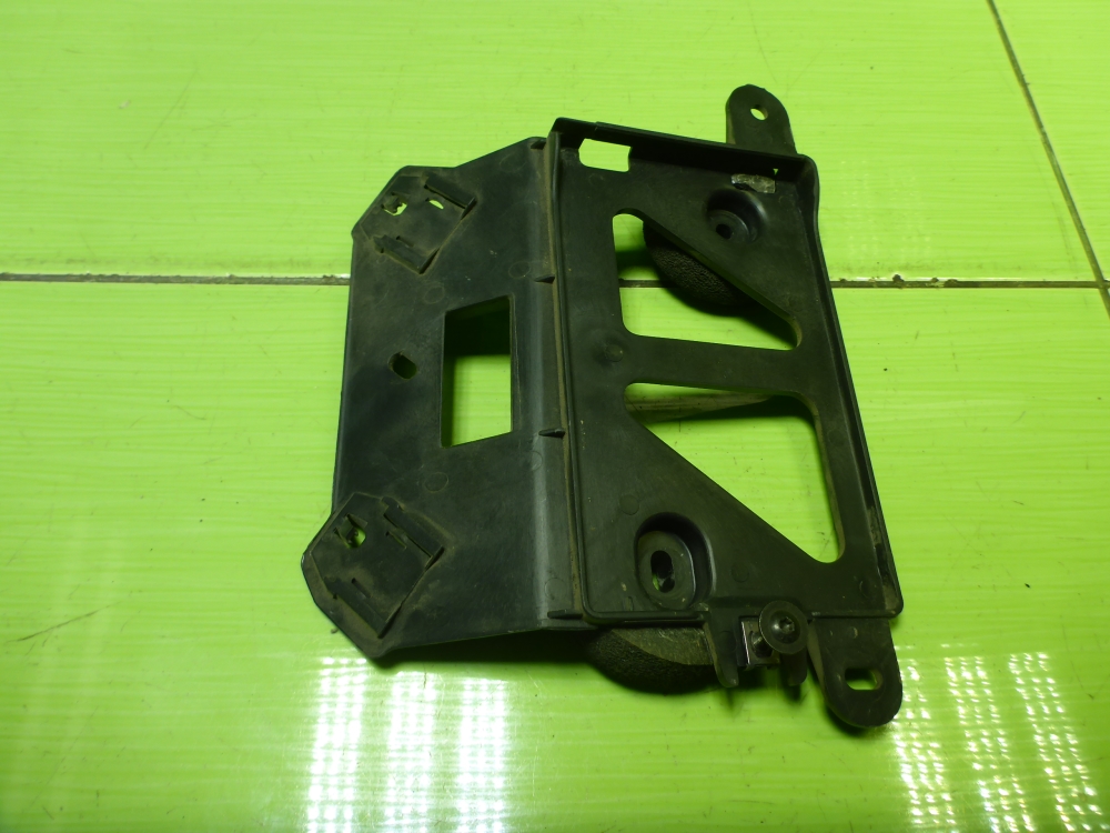 Кронштейн (сопут. товар)