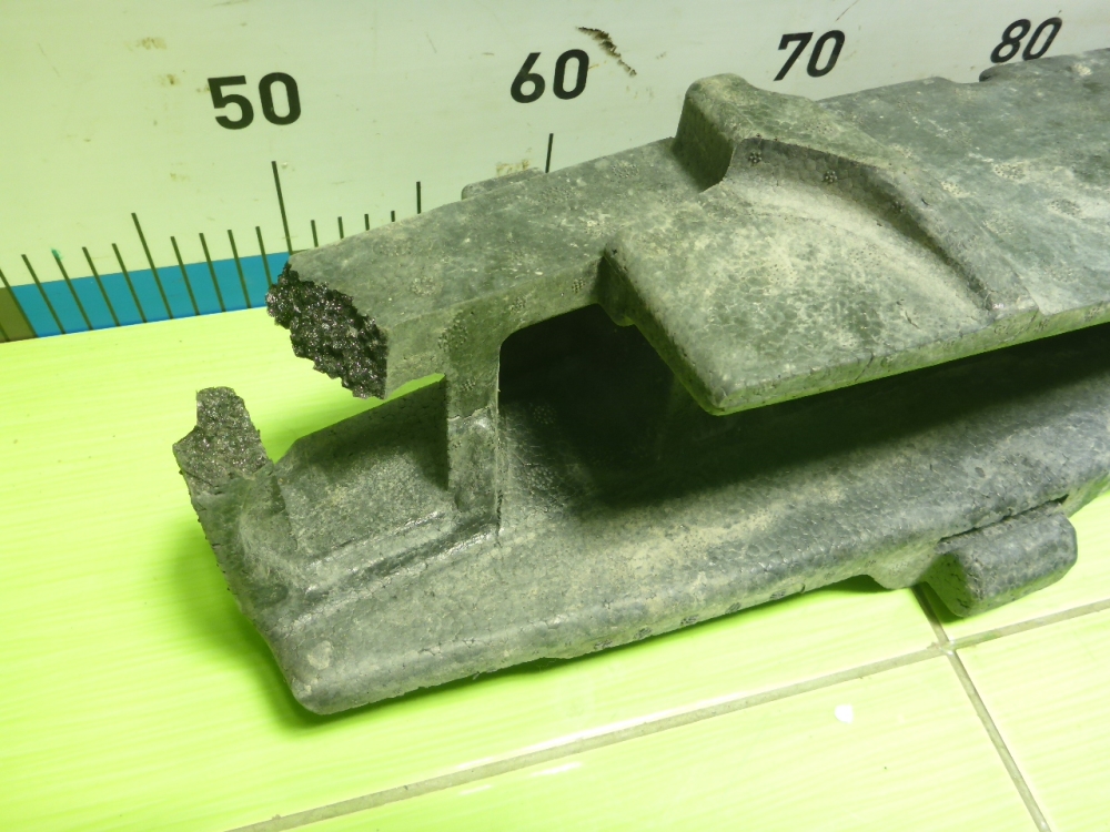 Наполнитель переднего бампера