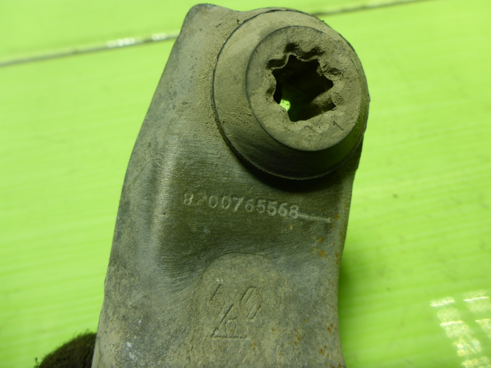 Кронштейн радиатора