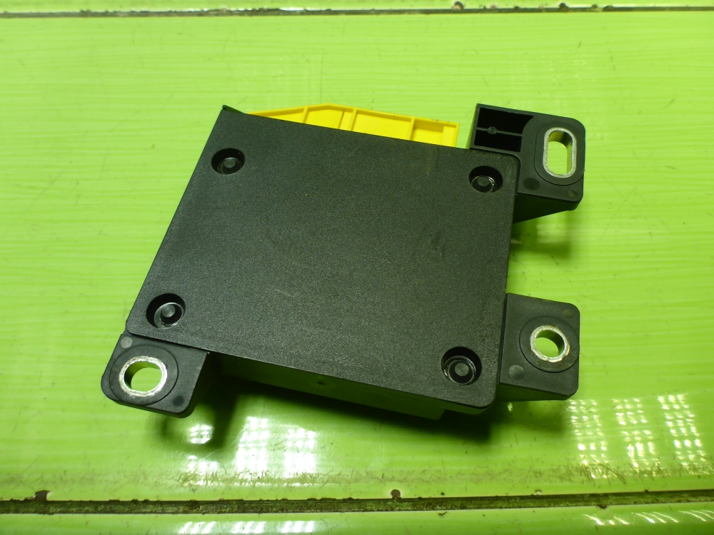 Блок управления подушек безопасности (AIR BAG)