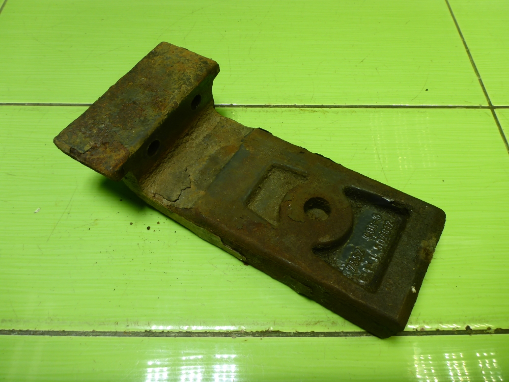 Кронштейн (сопут. товар)