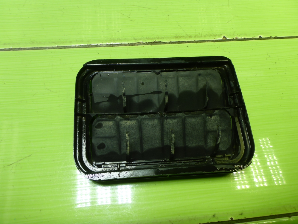 Клапан вентиляции топливного бака