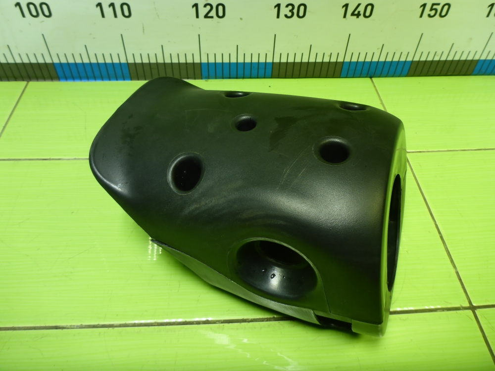 Кожух рулевой колонки