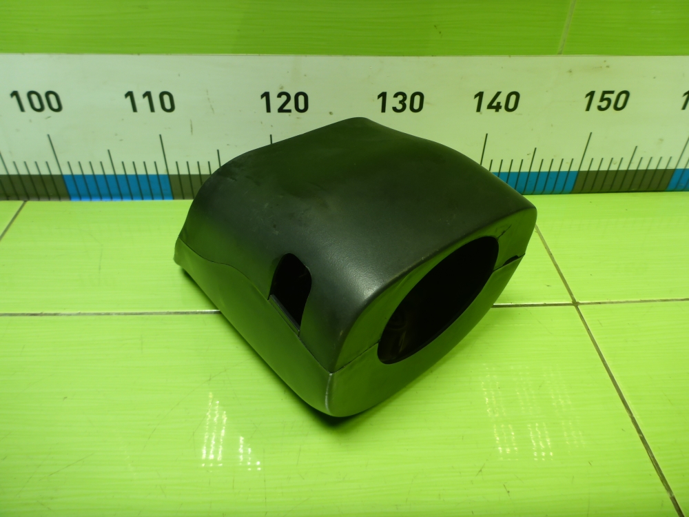 Кожух рулевой колонки