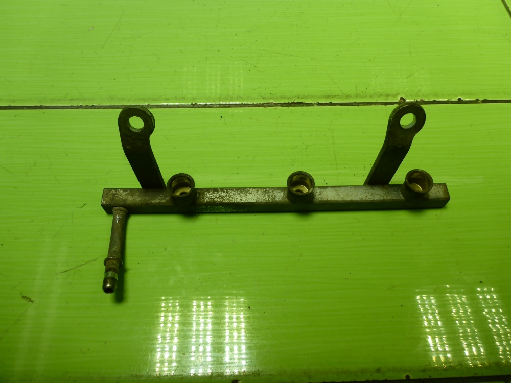 Рейка топливная (рампа)