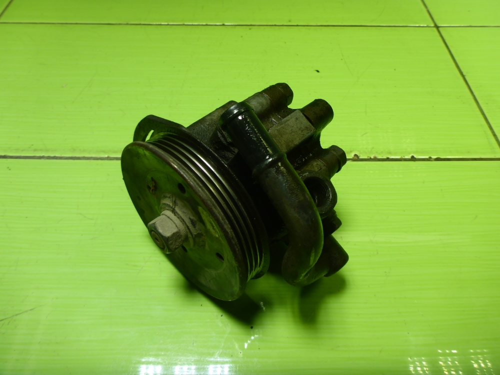 Насос ГУР (гидроусилитель руля)