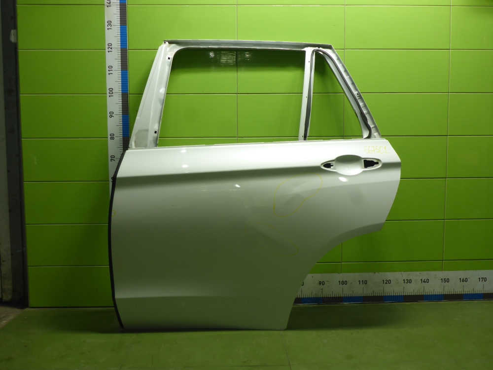Дверь задняя левая