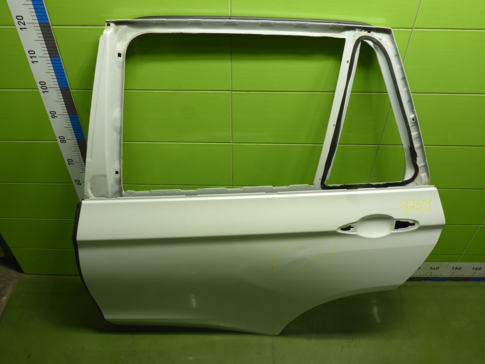 Дверь задняя левая