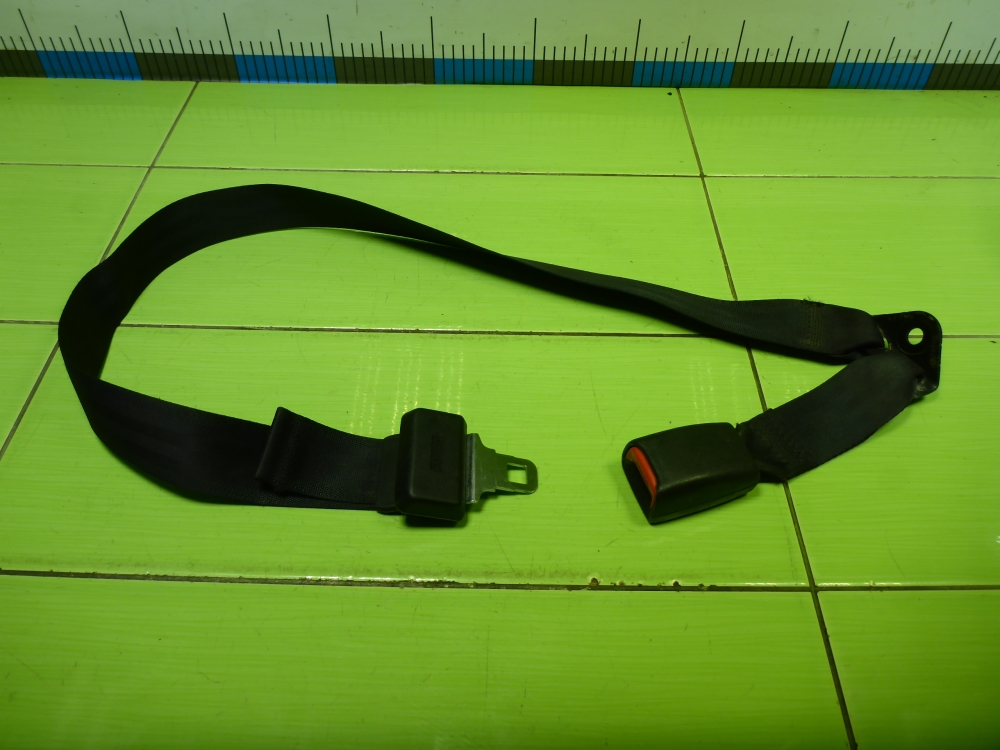 Ремень безопасности