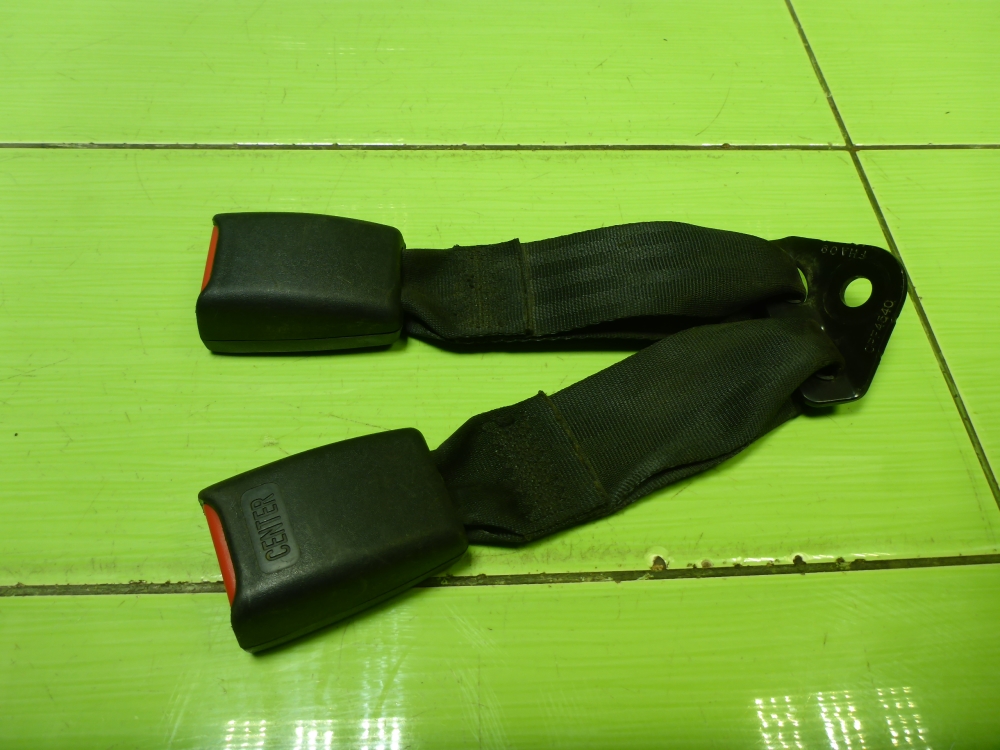 Ответная часть ремня безопасности