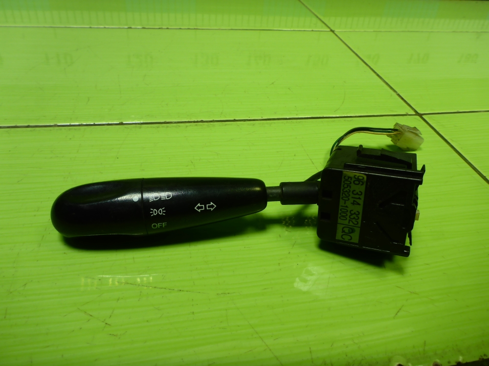 Переключатель поворотов подрулевой