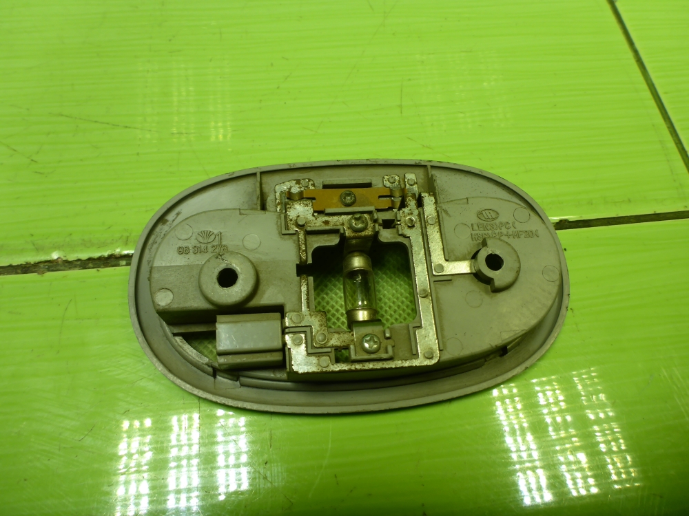 Плафон салонный