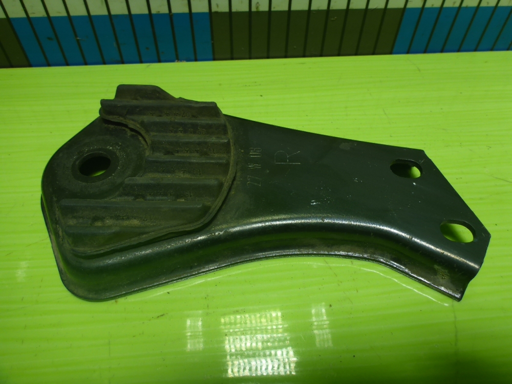 Кронштейн (сопут. товар)