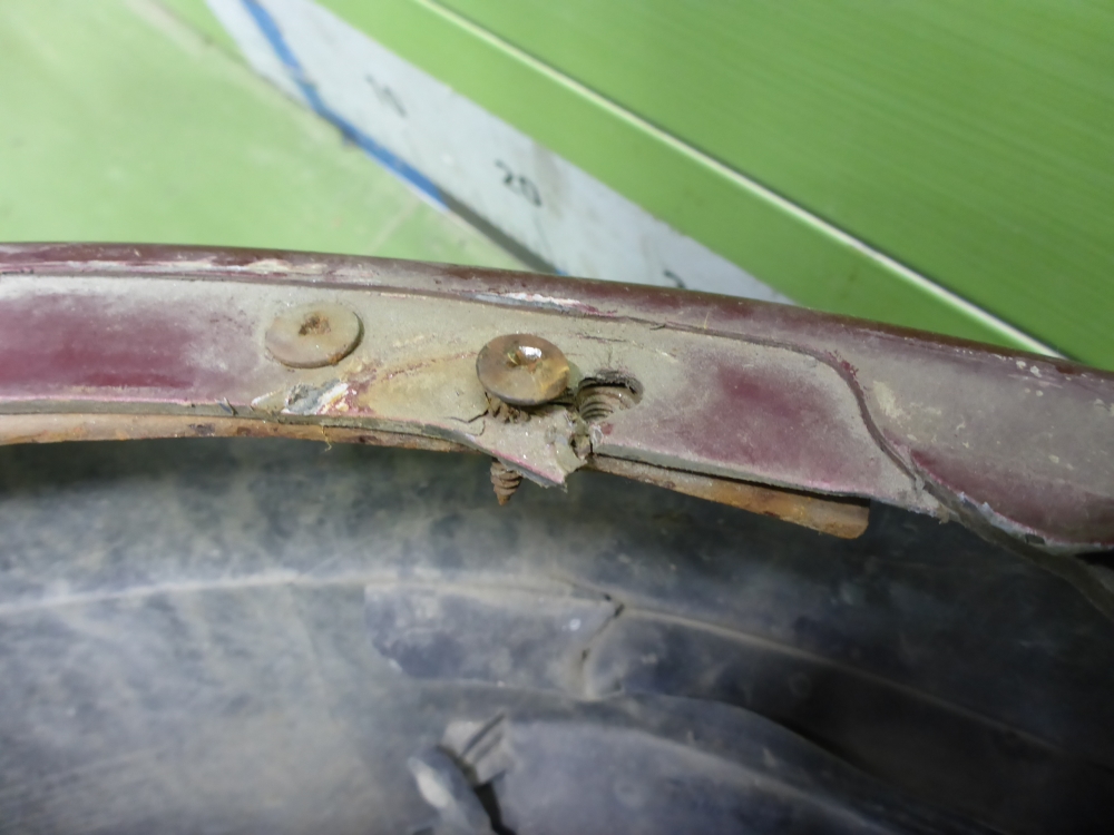 Бампер передний