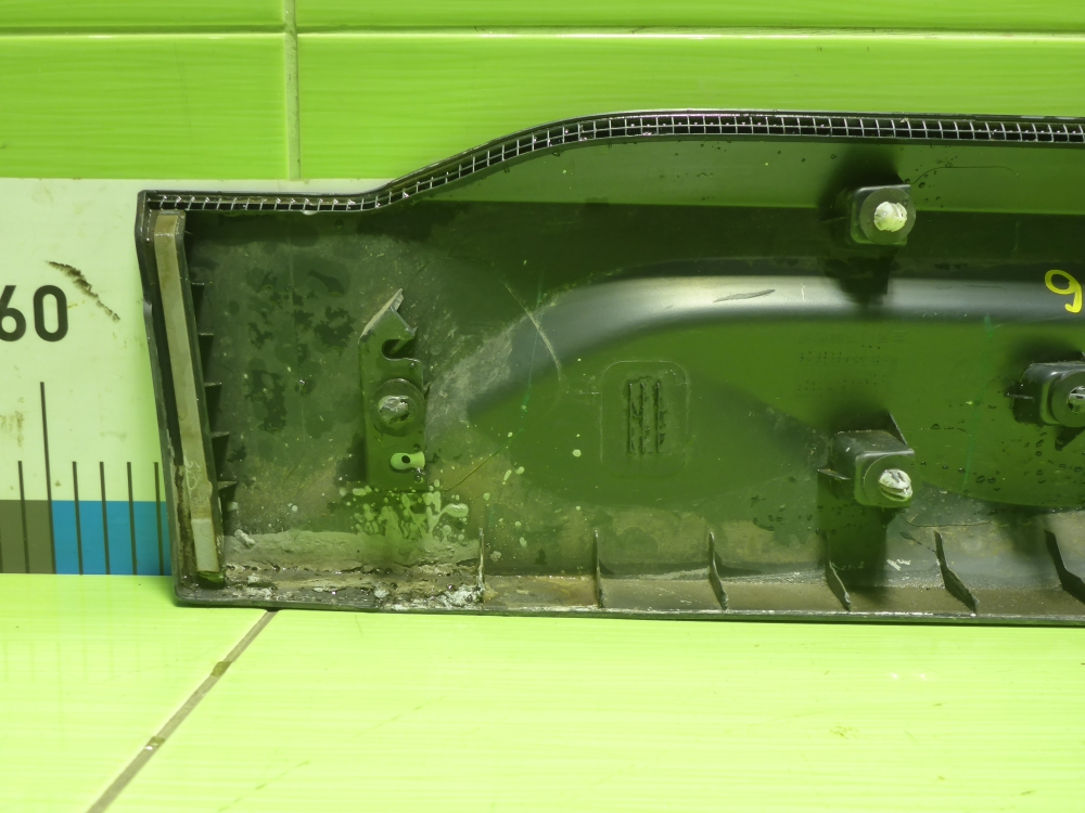 Накладка двери задней левой