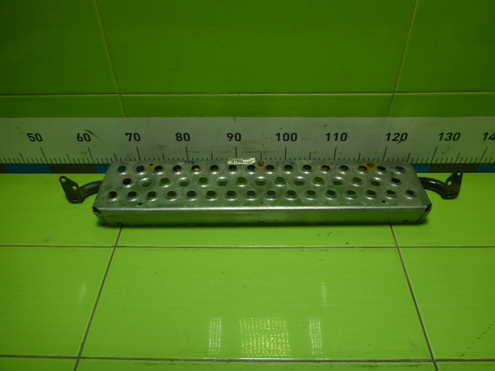 Накладка переднего бампера