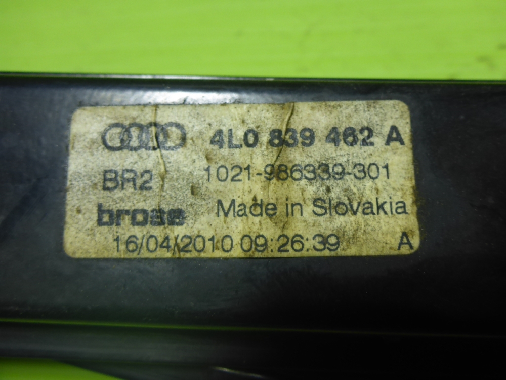 Стеклоподъемник электр. задний правый