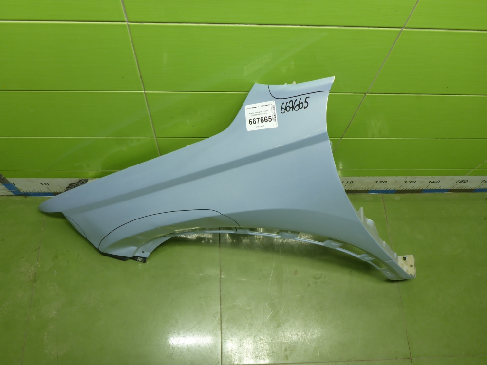 Крыло переднее левое