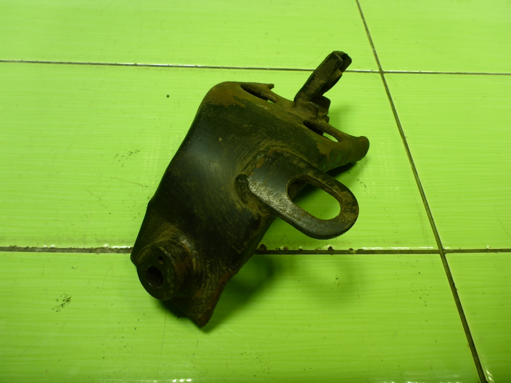 Кронштейн КПП