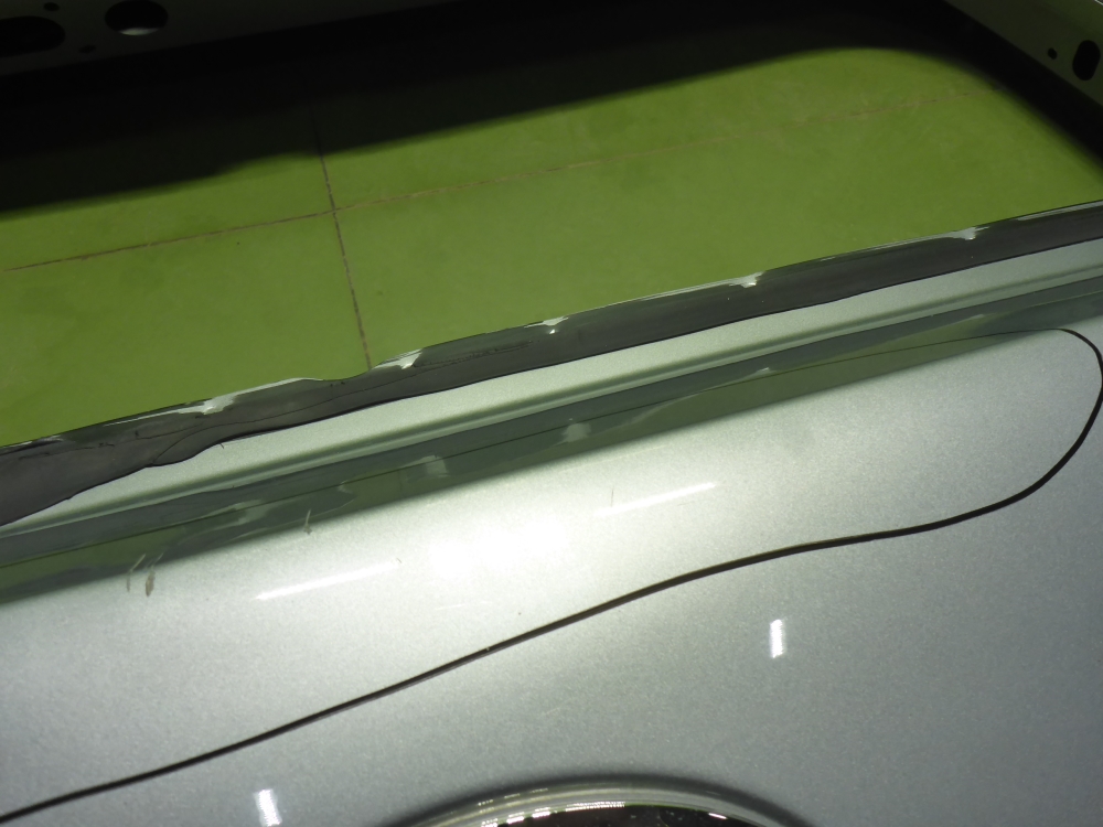 Дверь багажника