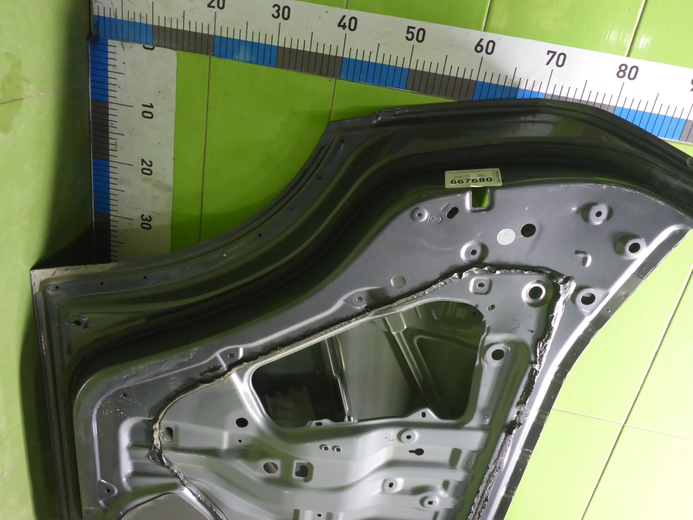 Дверь задняя левая