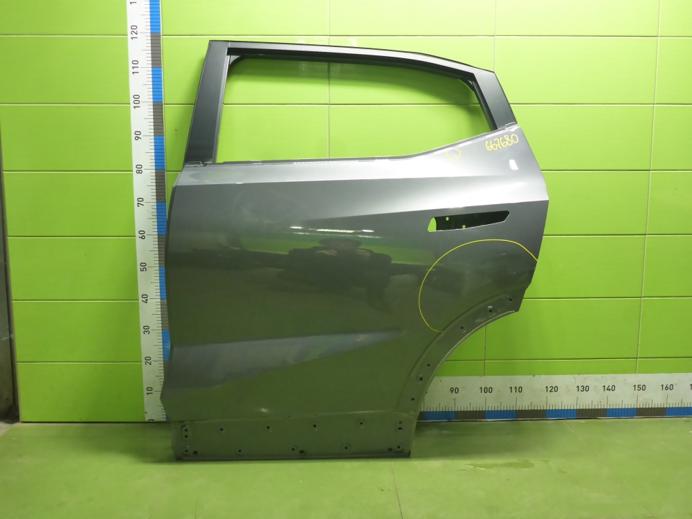 Дверь задняя левая