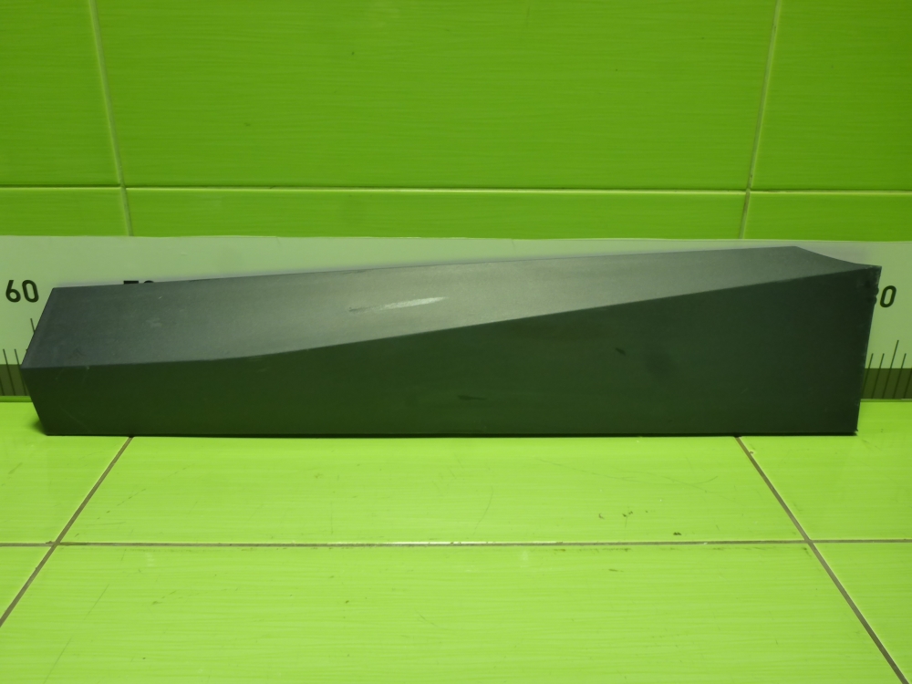 Накладка двери задней левой