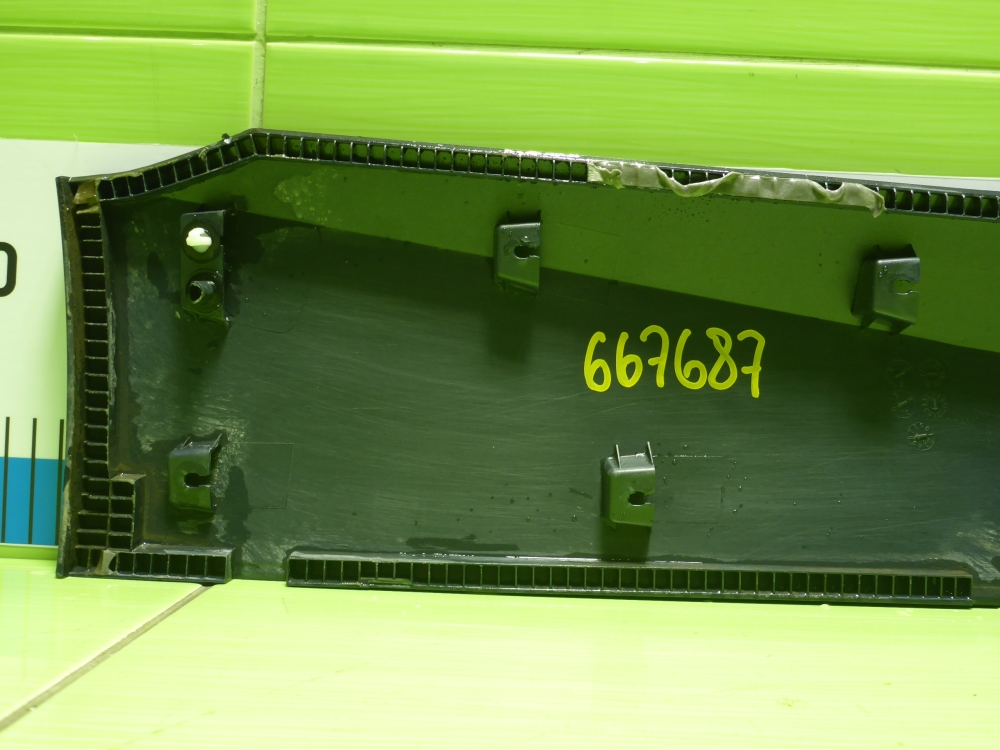 Накладка двери задней левой