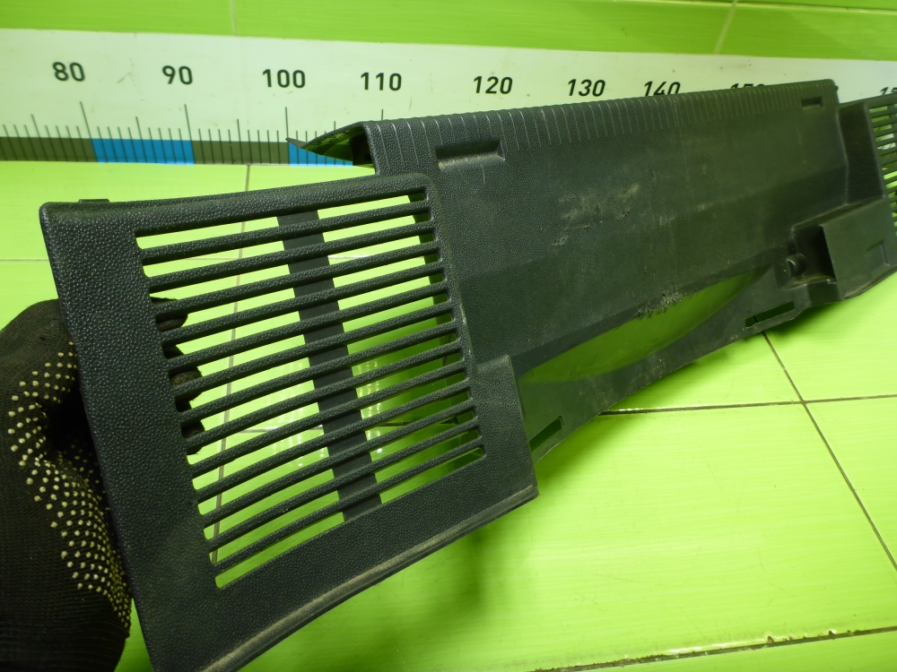 Обшивка багажника