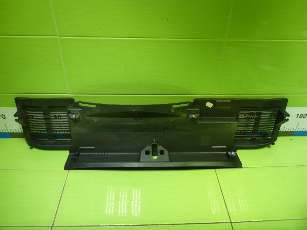 Обшивка багажника