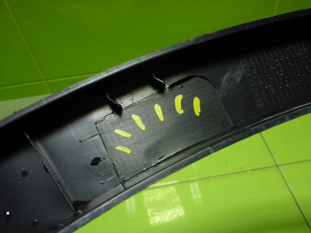 Накладка заднего крыла правого