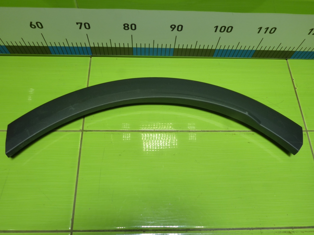 Накладка заднего крыла левого