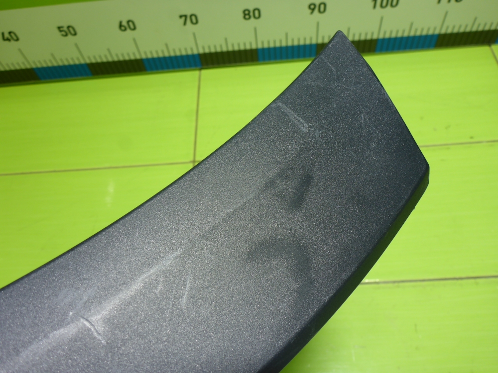 Накладка заднего крыла левого