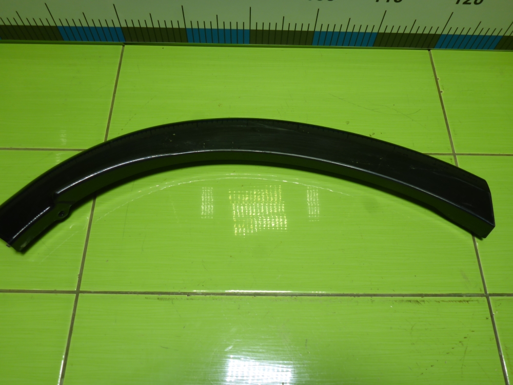 Накладка заднего крыла правого