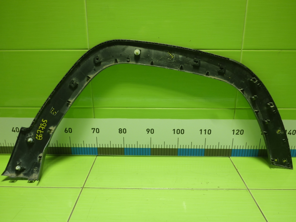 Накладка переднего крыла левого