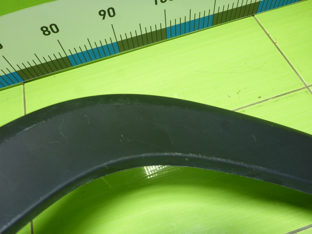 Накладка переднего крыла левого