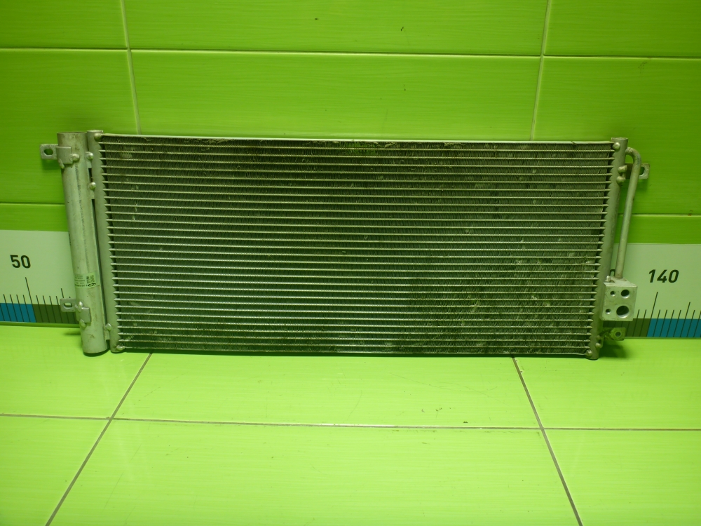 Радиатор кондиционера / конденсер