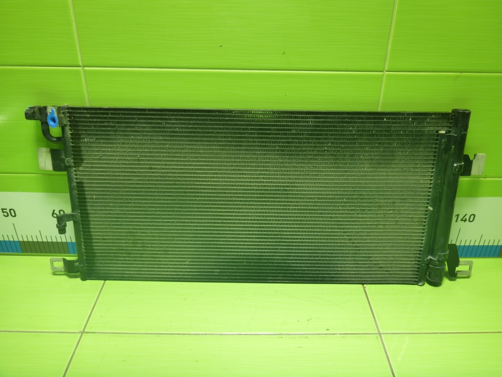 Радиатор кондиционера / конденсер