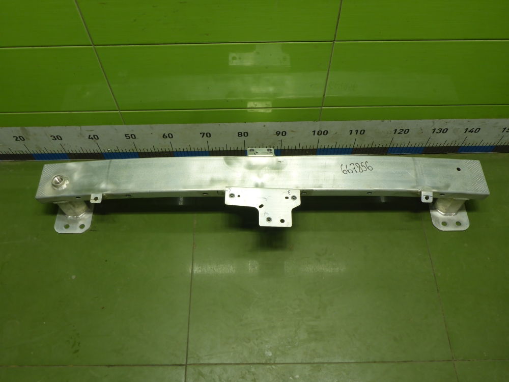 Усилитель переднего бампера