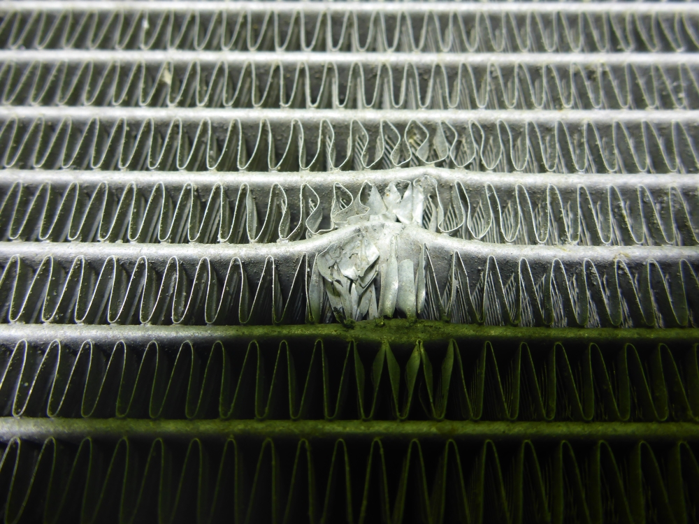 Радиатор охлаждения двигателя основной