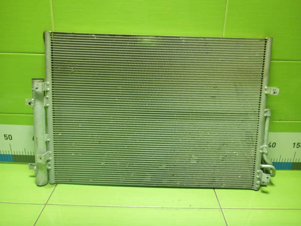 Радиатор кондиционера / конденсер