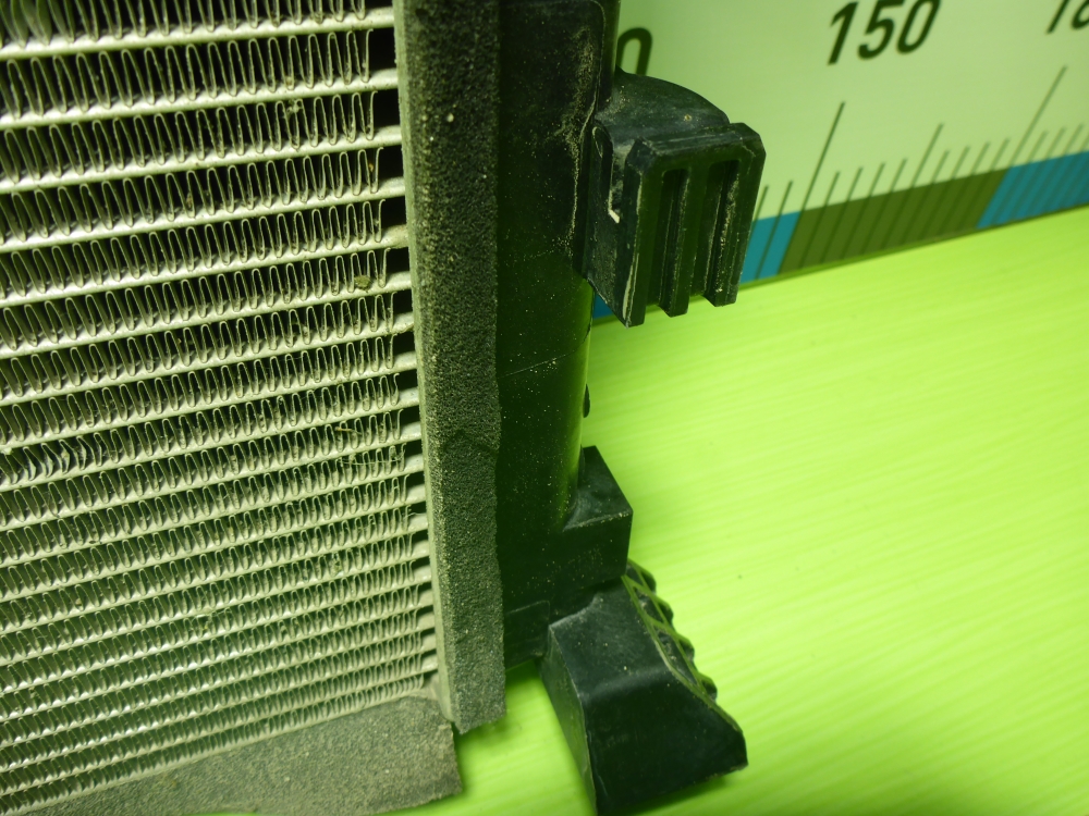 Радиатор охлаждения двигателя основной