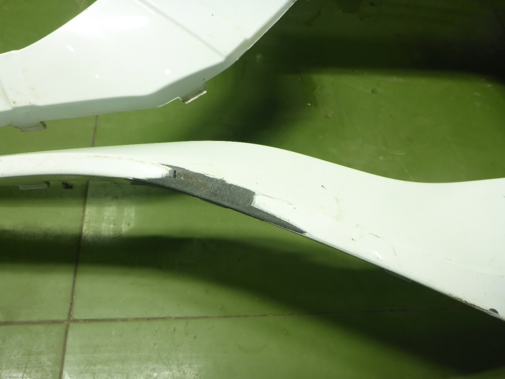 Бампер передний